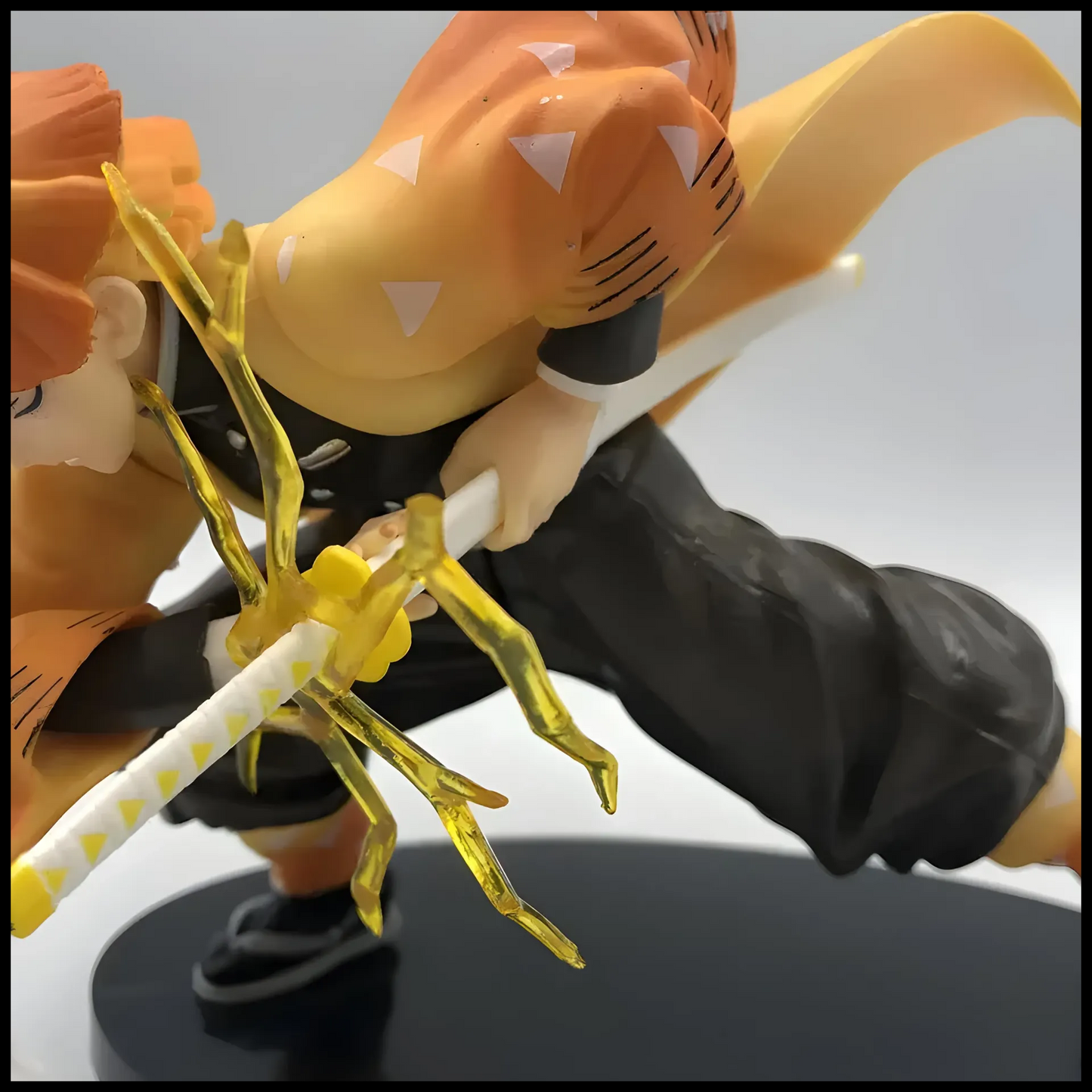 DMS008 - Zenitsu Agatsuma Action Figure in PVC