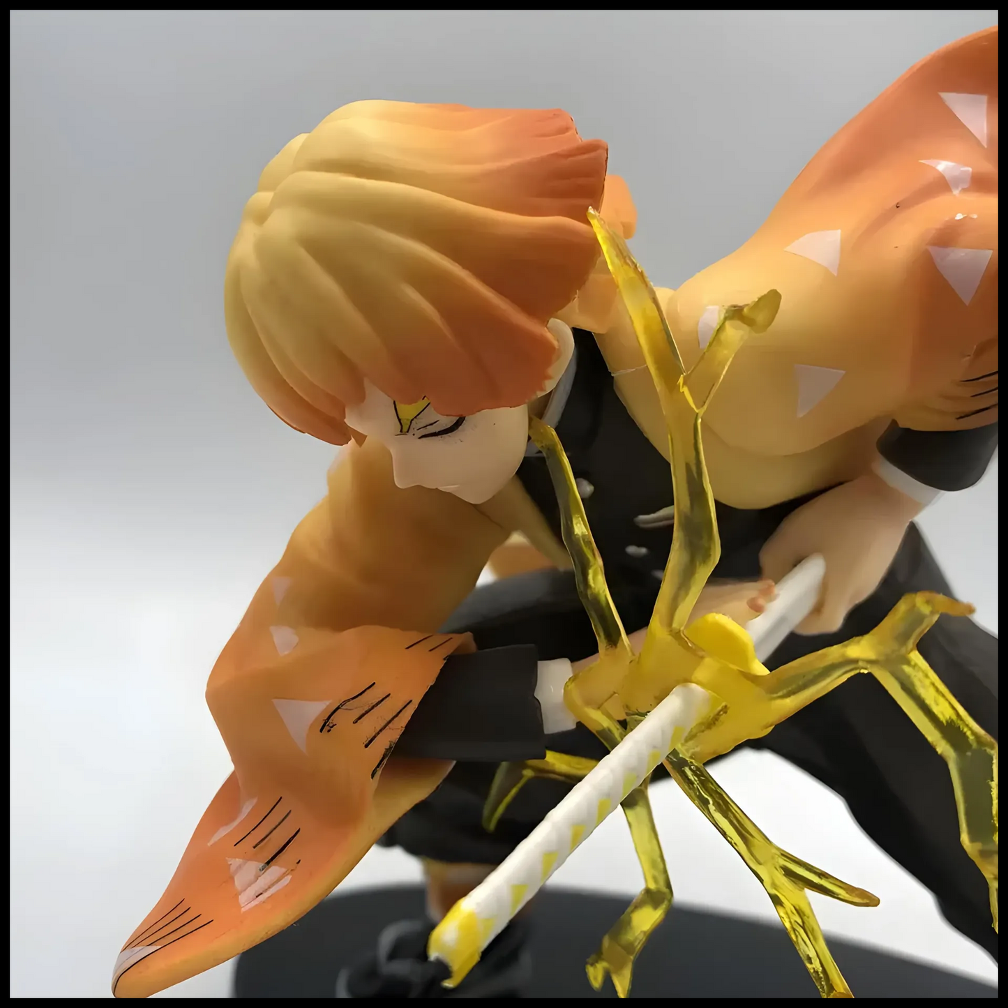 DMS008 - Zenitsu Agatsuma Action Figure in PVC