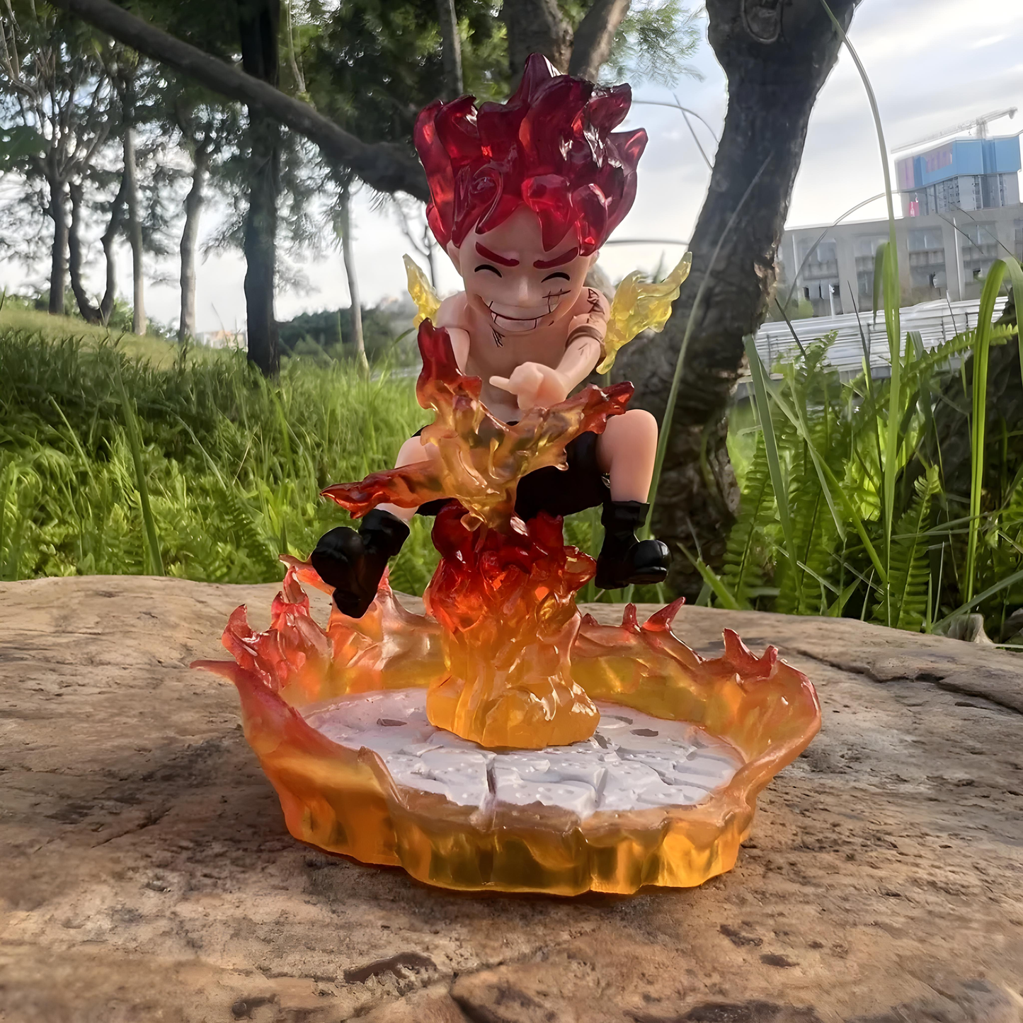 ONP003 - Luffy Gear 5 Action Figure da 10cm in PVC