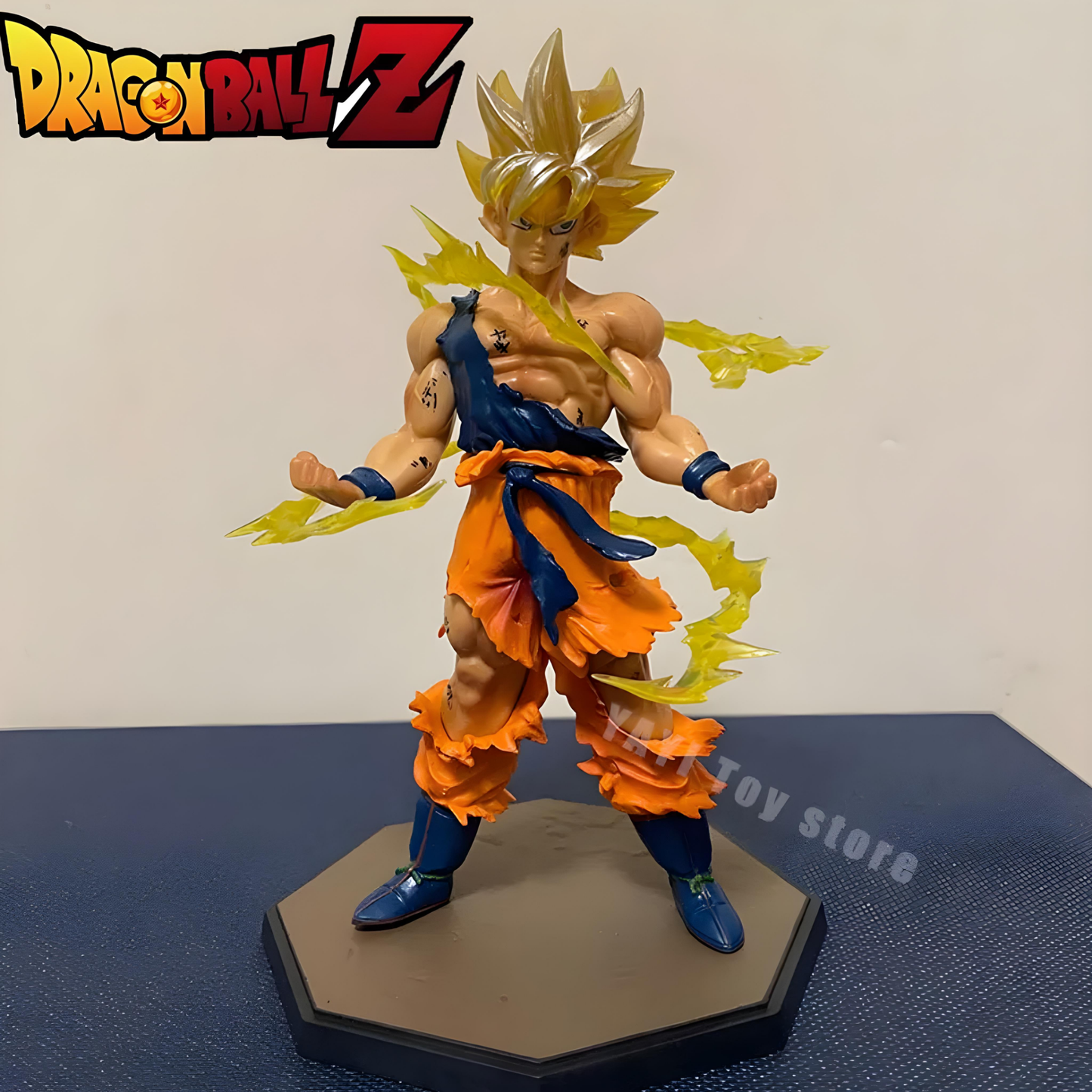 DRB004 - Goku Super Saiyan Action Figure da 16cm in PVC