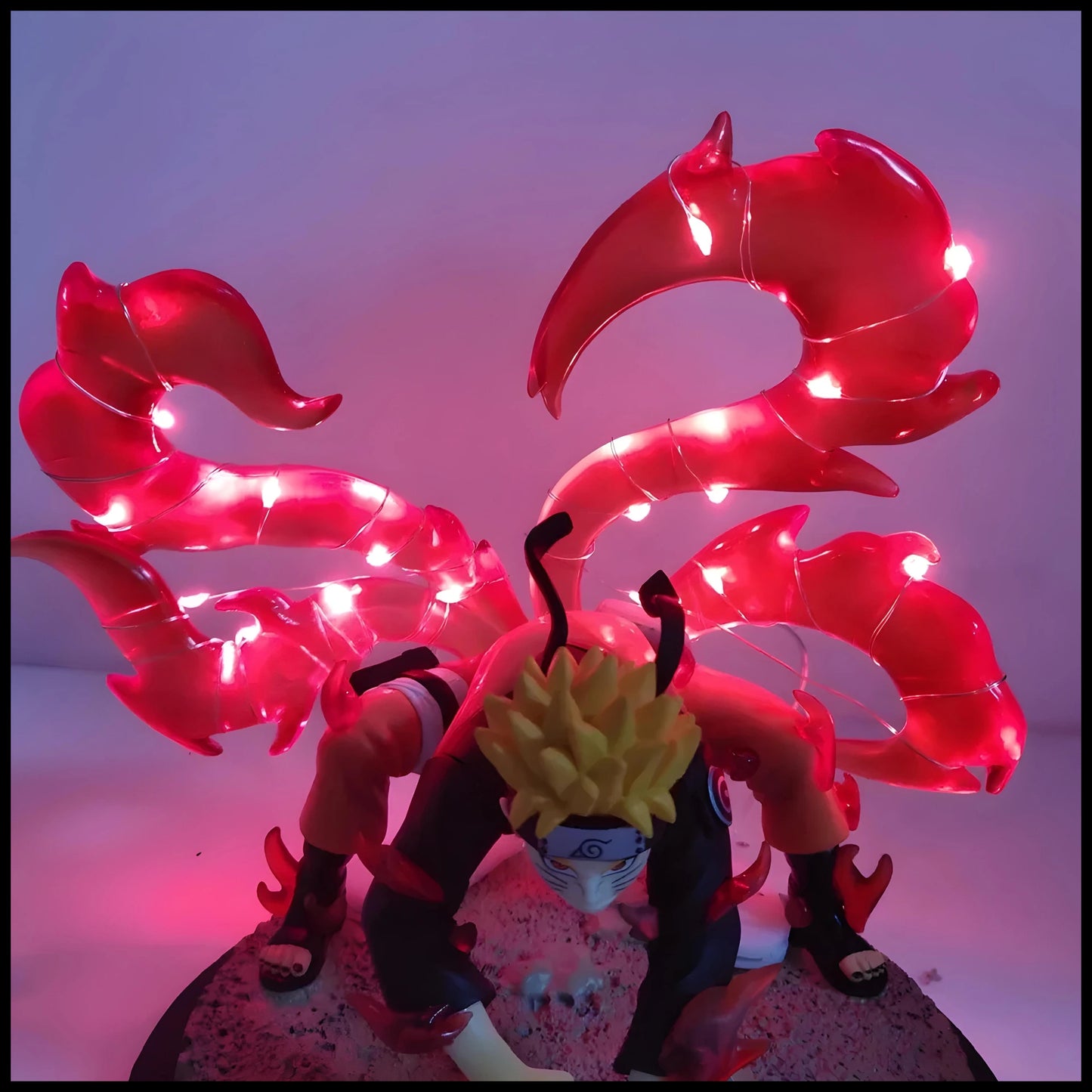 NAR009 - Naruto Uzumaki Led da 15cm in PVC