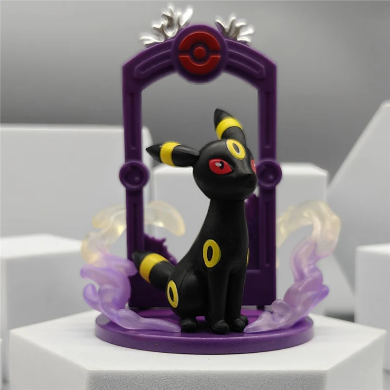 POK003 - Mistery Box di Eevee Vaporeon Jolteon Flareon Espeon Umbreon Leafeon Glaceon Sylveon Action Figure da 8 Cm in ABS