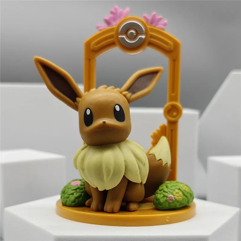 POK003 - Mistery Box di Eevee Vaporeon Jolteon Flareon Espeon Umbreon Leafeon Glaceon Sylveon Action Figure da 8 Cm in ABS