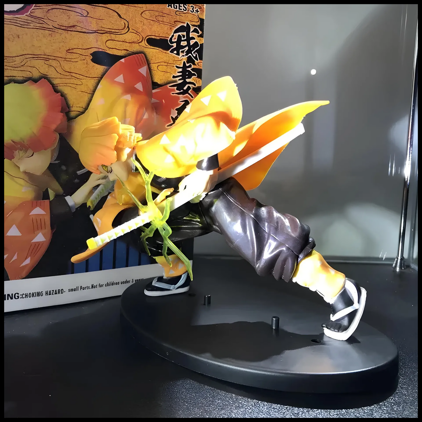 DMS008 - Zenitsu Agatsuma Action Figure in PVC