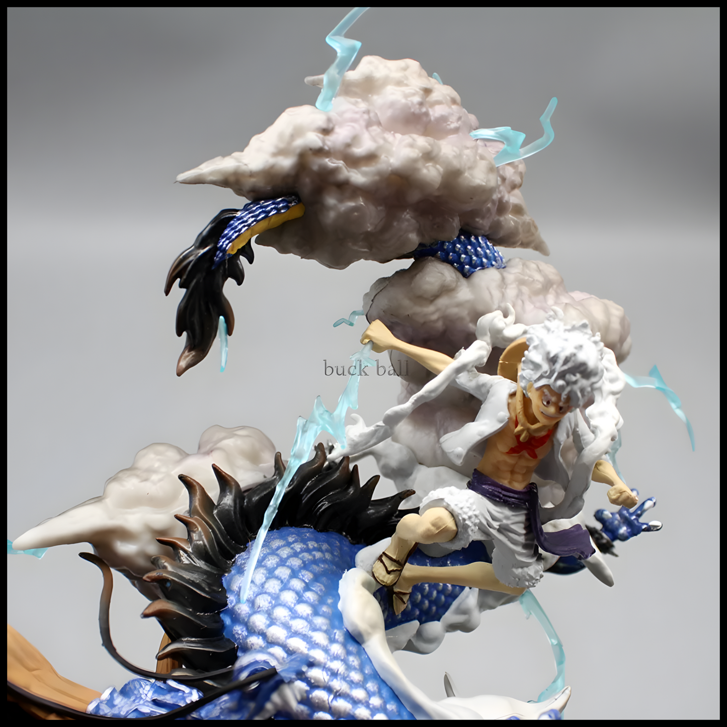 ONP019 - Monkey D. Rufy Gear V vs Kaido Action Figure da 24cm in PVC